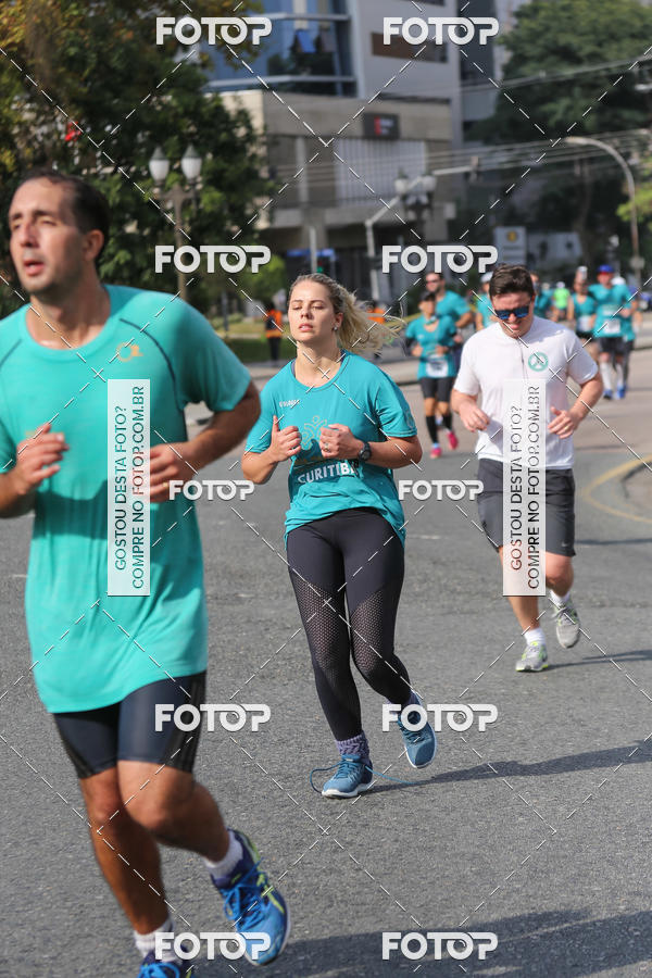 Buy your photos of the eventMeia Maratona Internacional de Curitiba 2018 on Fotop