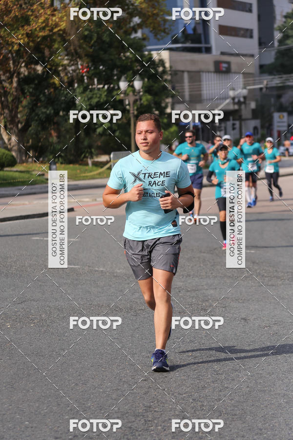 Buy your photos of the eventMeia Maratona Internacional de Curitiba 2018 on Fotop