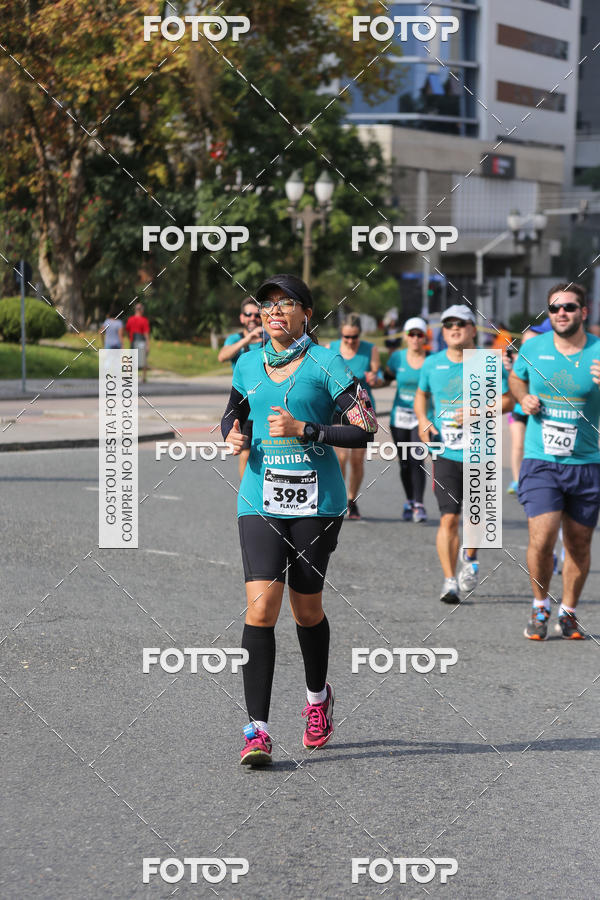 Buy your photos of the eventMeia Maratona Internacional de Curitiba 2018 on Fotop