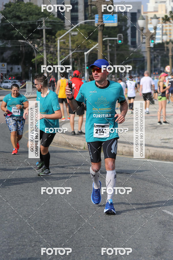 Buy your photos of the eventMeia Maratona Internacional de Curitiba 2018 on Fotop