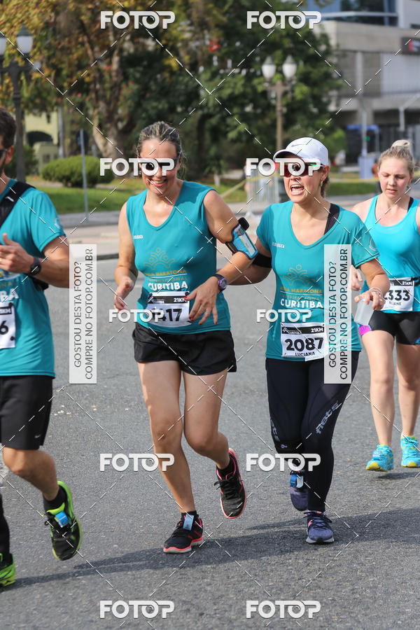 Buy your photos of the eventMeia Maratona Internacional de Curitiba 2018 on Fotop