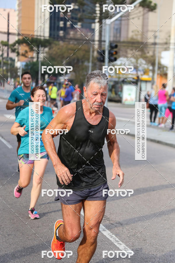 Buy your photos of the eventMeia Maratona Internacional de Curitiba 2018 on Fotop