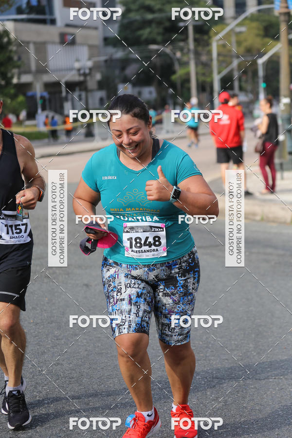 Buy your photos of the eventMeia Maratona Internacional de Curitiba 2018 on Fotop