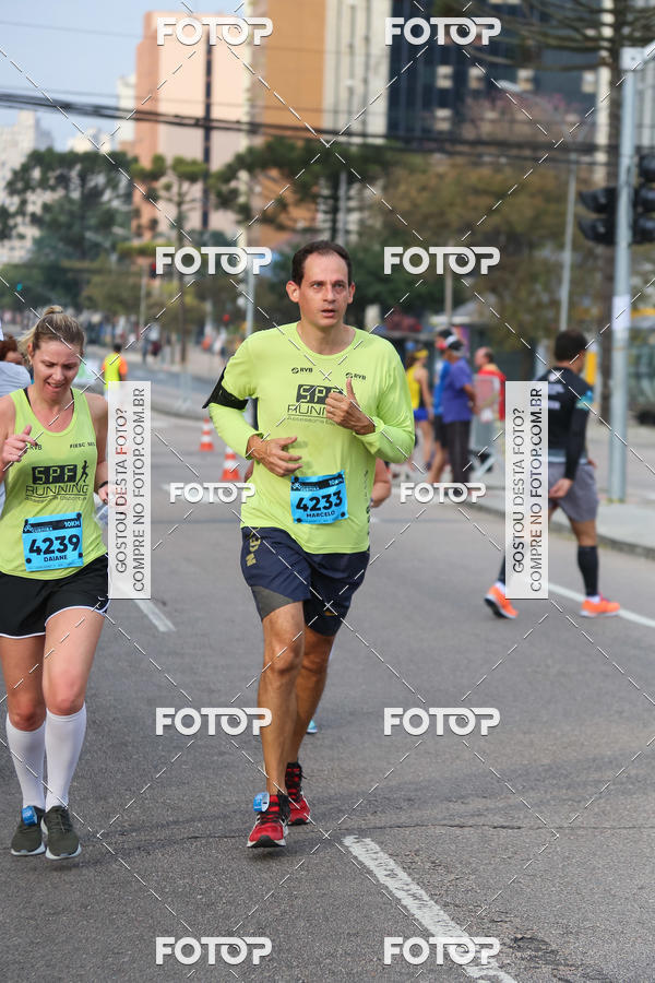 Buy your photos of the eventMeia Maratona Internacional de Curitiba 2018 on Fotop