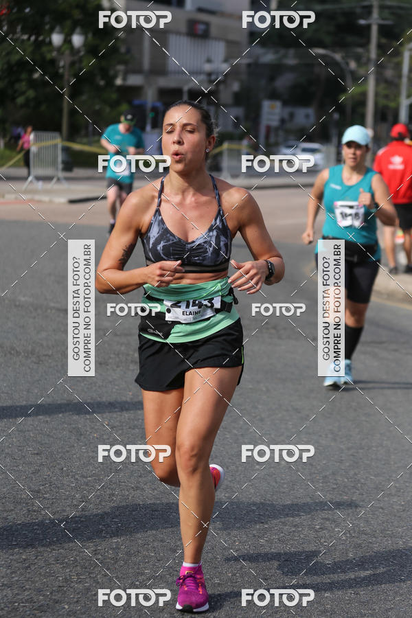 Buy your photos of the eventMeia Maratona Internacional de Curitiba 2018 on Fotop