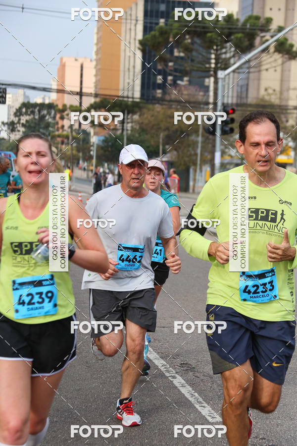 Buy your photos of the eventMeia Maratona Internacional de Curitiba 2018 on Fotop