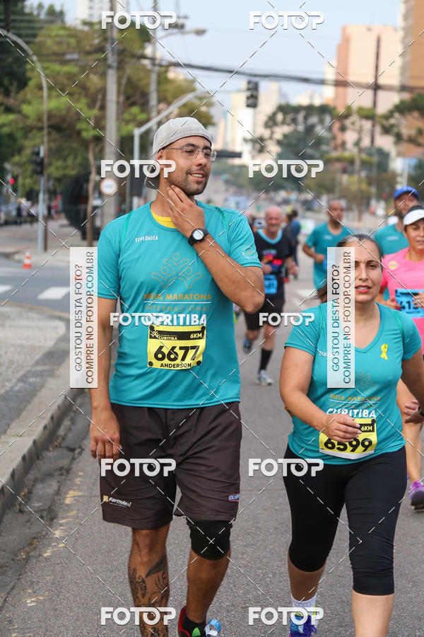 Buy your photos of the eventMeia Maratona Internacional de Curitiba 2018 on Fotop