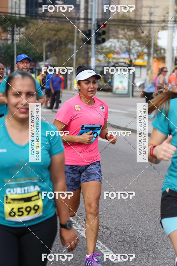 Buy your photos of the eventMeia Maratona Internacional de Curitiba 2018 on Fotop