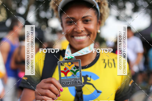 Buy your photos of the eventMeia Maratona Internacional de Curitiba 2018 on Fotop
