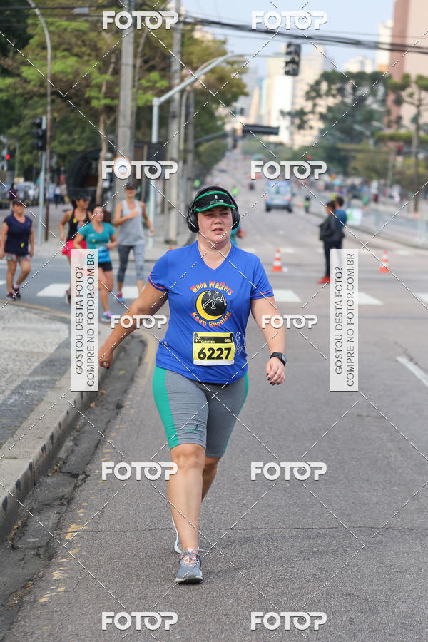 Buy your photos of the eventMeia Maratona Internacional de Curitiba 2018 on Fotop