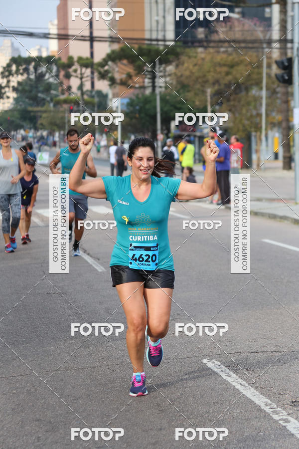 Buy your photos of the eventMeia Maratona Internacional de Curitiba 2018 on Fotop