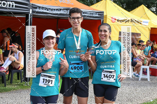 Buy your photos of the eventMeia Maratona Internacional de Curitiba 2018 on Fotop