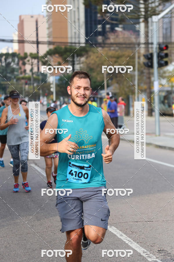 Buy your photos of the eventMeia Maratona Internacional de Curitiba 2018 on Fotop