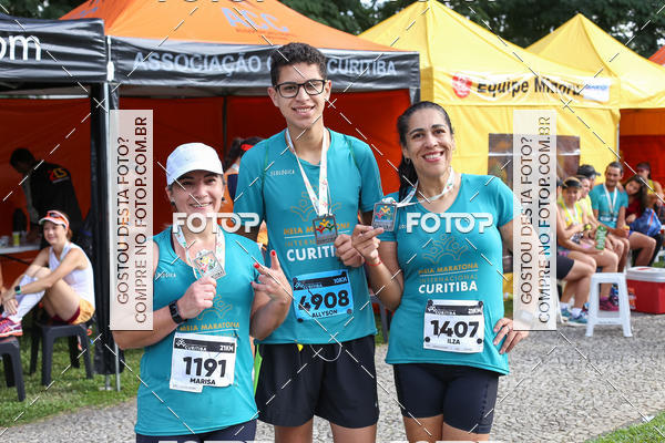 Buy your photos of the eventMeia Maratona Internacional de Curitiba 2018 on Fotop