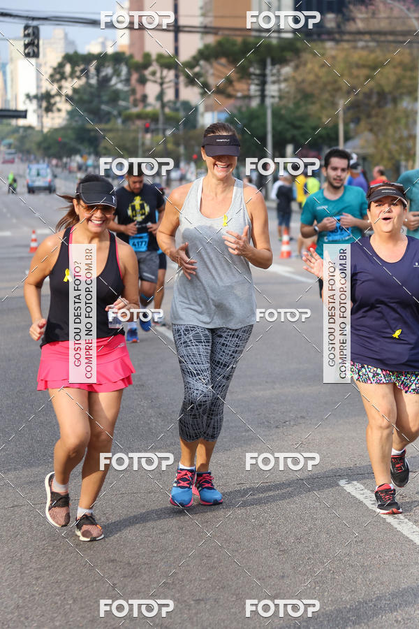 Buy your photos of the eventMeia Maratona Internacional de Curitiba 2018 on Fotop