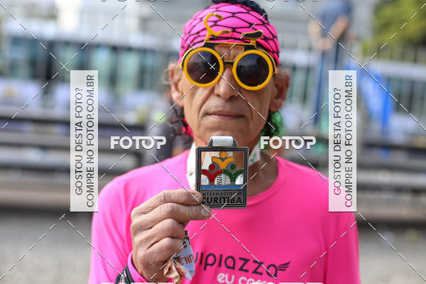 Buy your photos of the eventMeia Maratona Internacional de Curitiba 2018 on Fotop