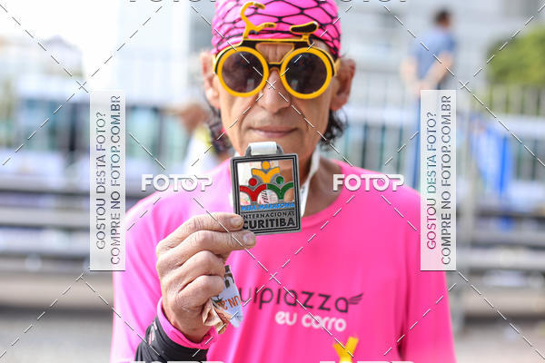 Buy your photos of the eventMeia Maratona Internacional de Curitiba 2018 on Fotop