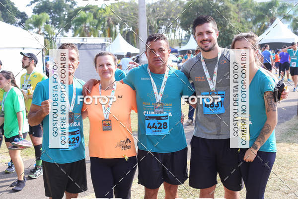 Buy your photos of the eventMeia Maratona Internacional de Curitiba 2018 on Fotop