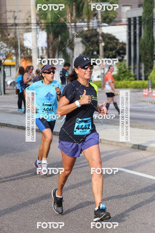 Buy your photos of the eventMeia Maratona Internacional de Curitiba 2018 on Fotop