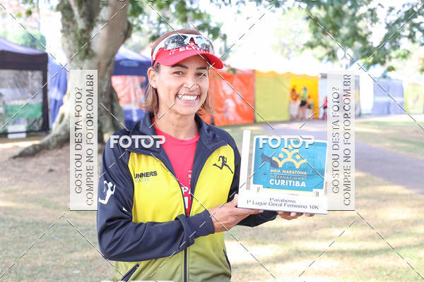 Buy your photos of the eventMeia Maratona Internacional de Curitiba 2018 on Fotop