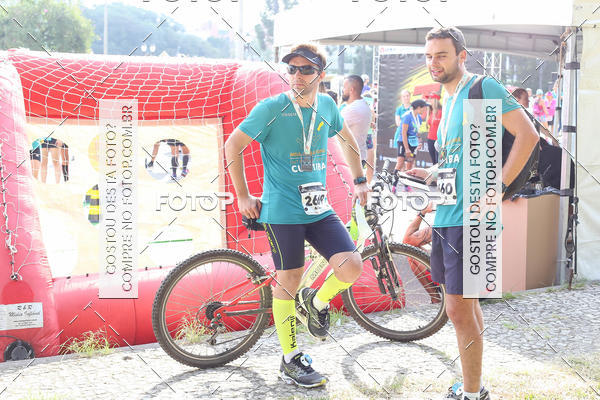 Buy your photos of the eventMeia Maratona Internacional de Curitiba 2018 on Fotop