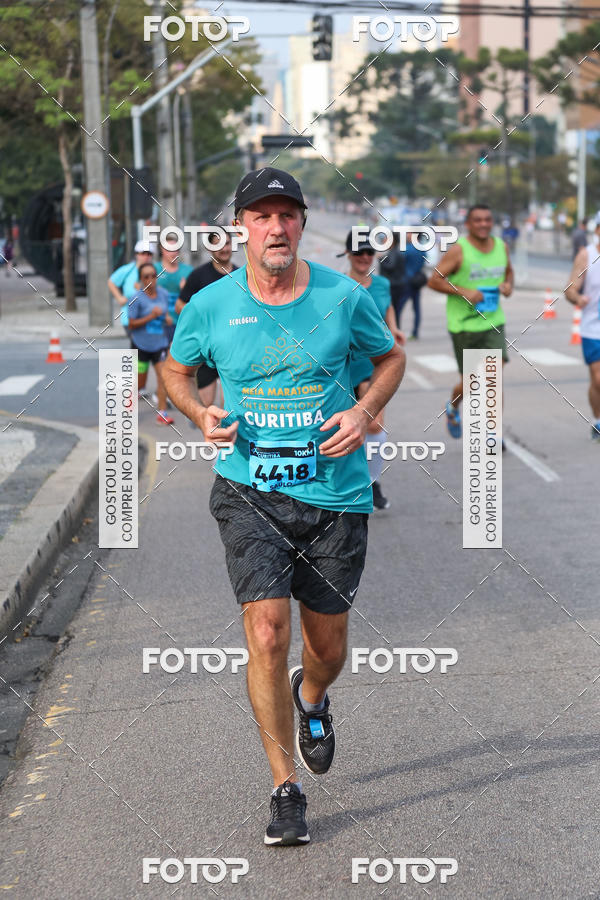 Buy your photos of the eventMeia Maratona Internacional de Curitiba 2018 on Fotop