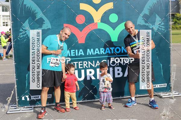 Buy your photos of the eventMeia Maratona Internacional de Curitiba 2018 on Fotop