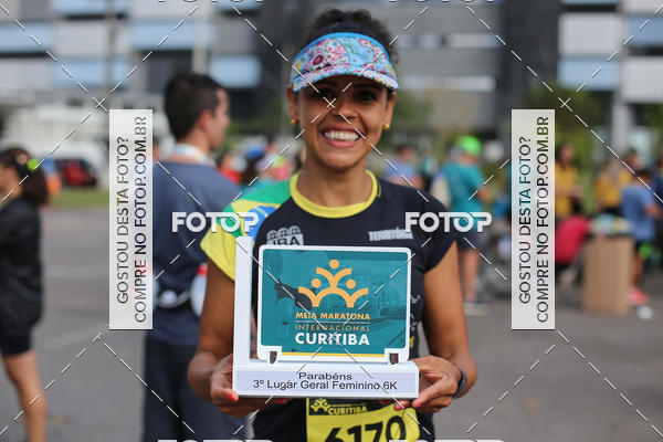 Buy your photos of the eventMeia Maratona Internacional de Curitiba 2018 on Fotop