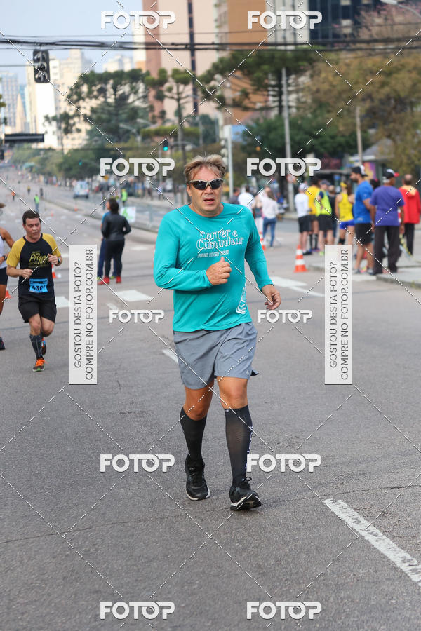 Buy your photos of the eventMeia Maratona Internacional de Curitiba 2018 on Fotop