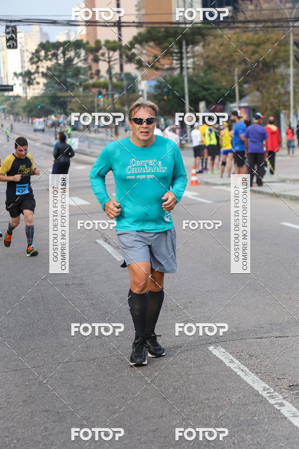 Buy your photos of the eventMeia Maratona Internacional de Curitiba 2018 on Fotop