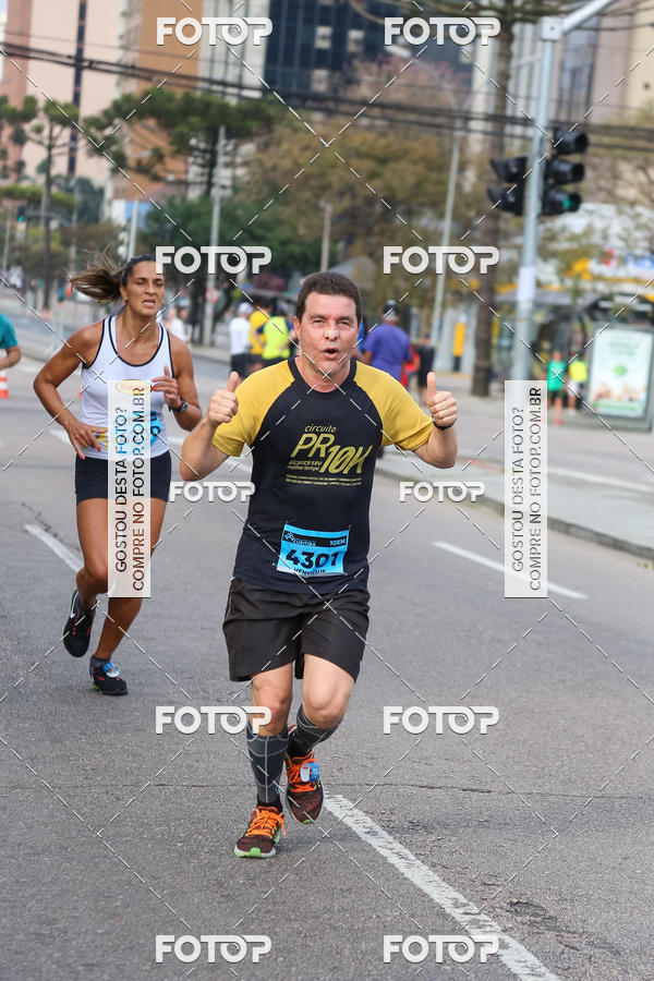 Buy your photos of the eventMeia Maratona Internacional de Curitiba 2018 on Fotop