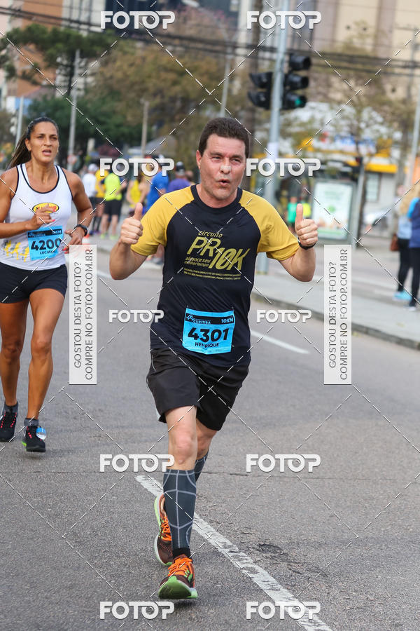 Buy your photos of the eventMeia Maratona Internacional de Curitiba 2018 on Fotop