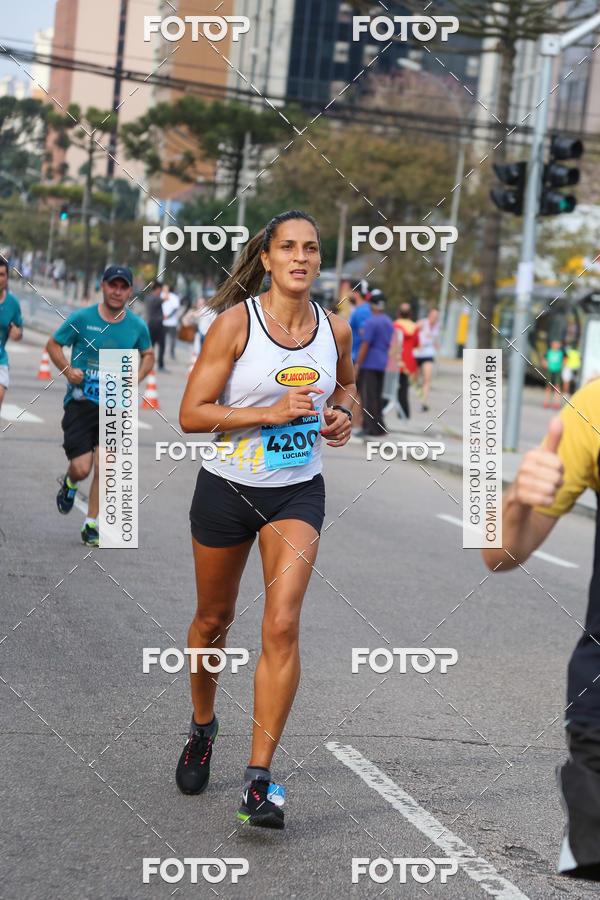 Buy your photos of the eventMeia Maratona Internacional de Curitiba 2018 on Fotop