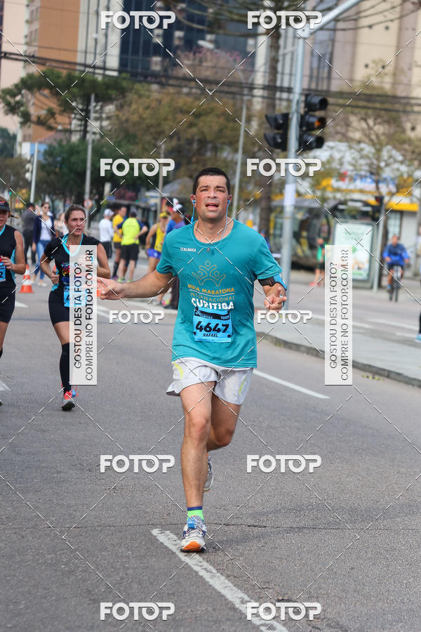 Buy your photos of the eventMeia Maratona Internacional de Curitiba 2018 on Fotop