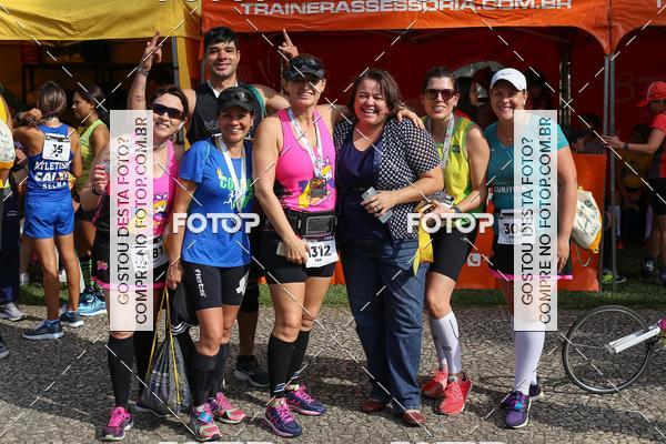Buy your photos of the eventMeia Maratona Internacional de Curitiba 2018 on Fotop