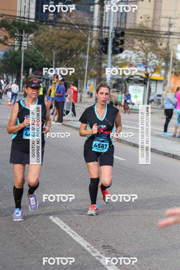 Buy your photos of the eventMeia Maratona Internacional de Curitiba 2018 on Fotop