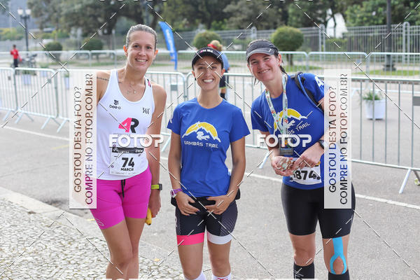 Buy your photos of the eventMeia Maratona Internacional de Curitiba 2018 on Fotop