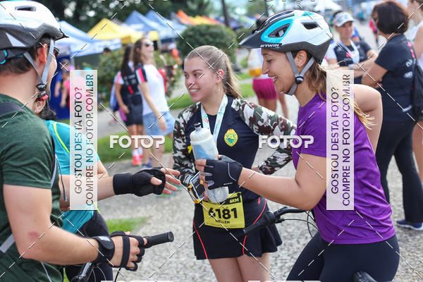 Buy your photos of the eventMeia Maratona Internacional de Curitiba 2018 on Fotop