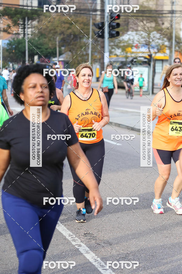 Buy your photos of the eventMeia Maratona Internacional de Curitiba 2018 on Fotop