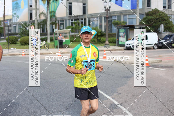 Buy your photos of the eventMeia Maratona Internacional de Curitiba 2018 on Fotop