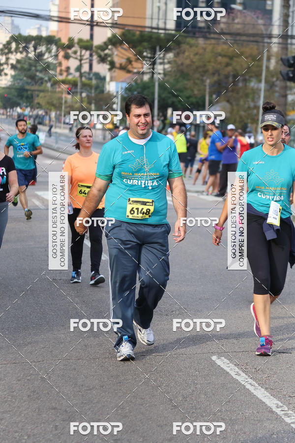 Buy your photos of the eventMeia Maratona Internacional de Curitiba 2018 on Fotop