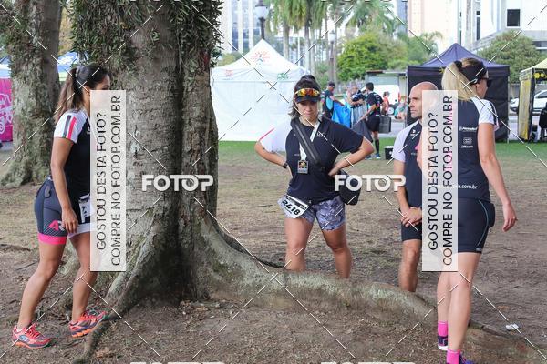 Buy your photos of the eventMeia Maratona Internacional de Curitiba 2018 on Fotop