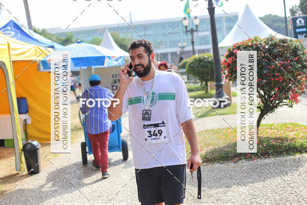 Buy your photos of the eventMeia Maratona Internacional de Curitiba 2018 on Fotop