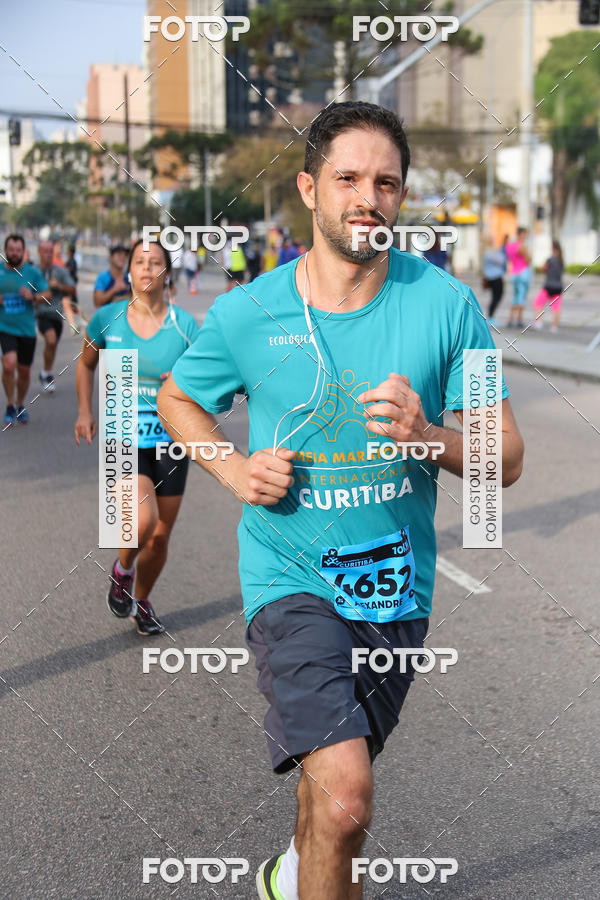 Buy your photos of the eventMeia Maratona Internacional de Curitiba 2018 on Fotop