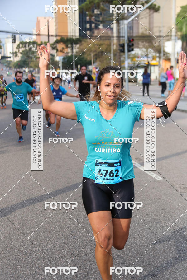 Buy your photos of the eventMeia Maratona Internacional de Curitiba 2018 on Fotop
