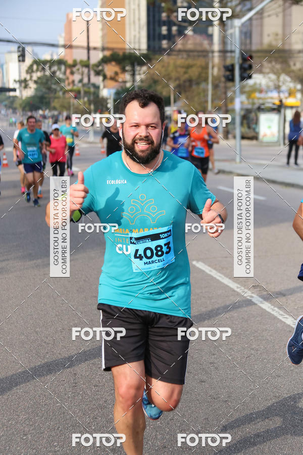Buy your photos of the eventMeia Maratona Internacional de Curitiba 2018 on Fotop