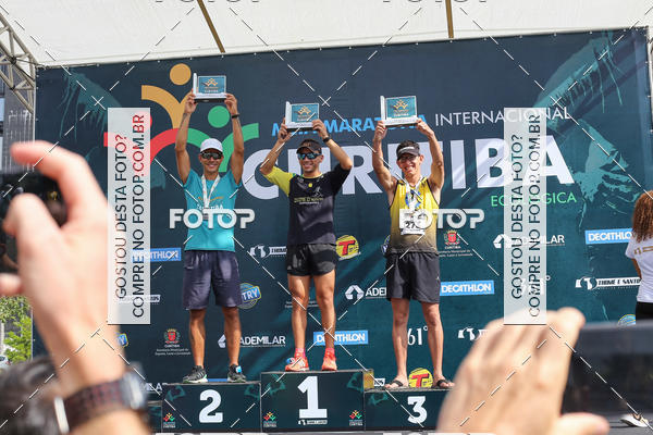 Buy your photos of the eventMeia Maratona Internacional de Curitiba 2018 on Fotop