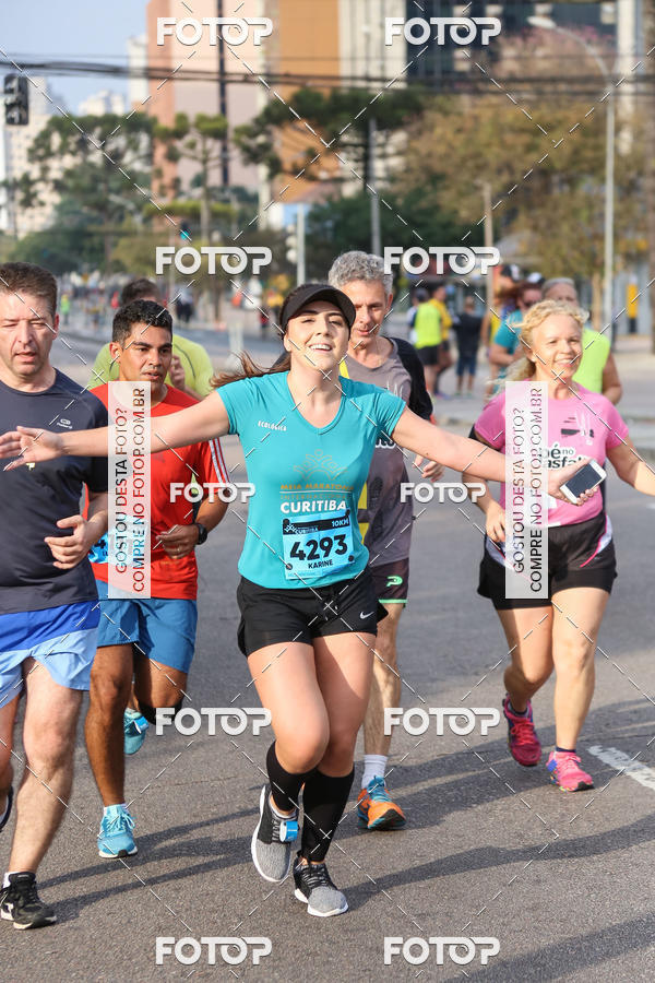 Buy your photos of the eventMeia Maratona Internacional de Curitiba 2018 on Fotop