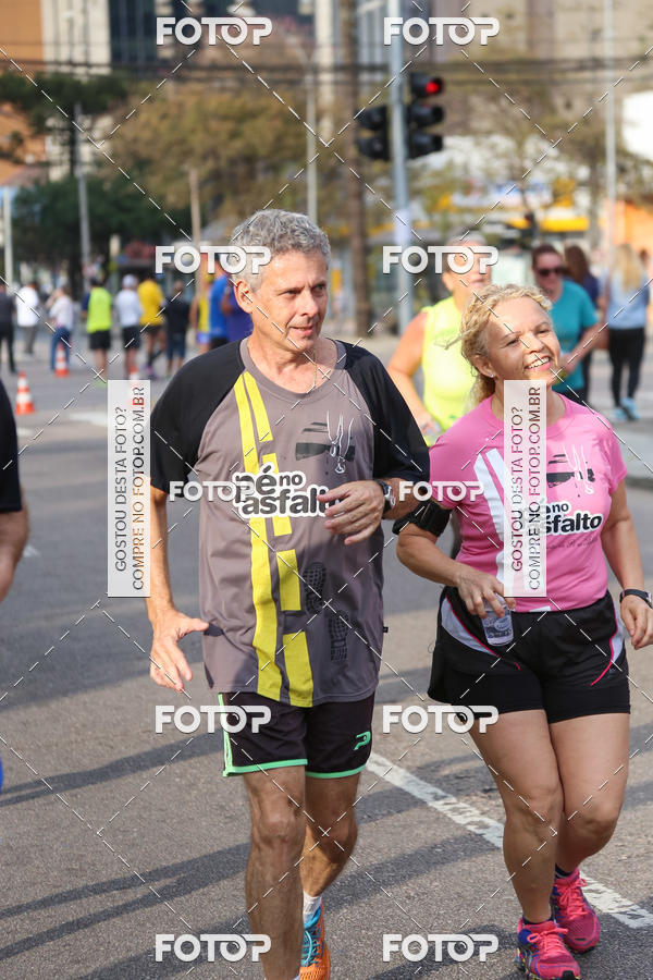 Buy your photos of the eventMeia Maratona Internacional de Curitiba 2018 on Fotop
