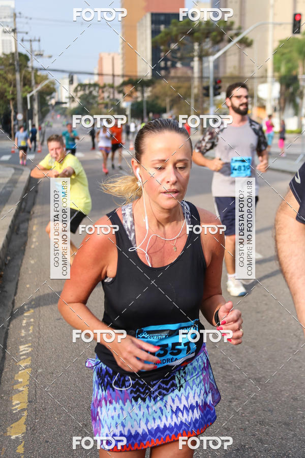 Buy your photos of the eventMeia Maratona Internacional de Curitiba 2018 on Fotop
